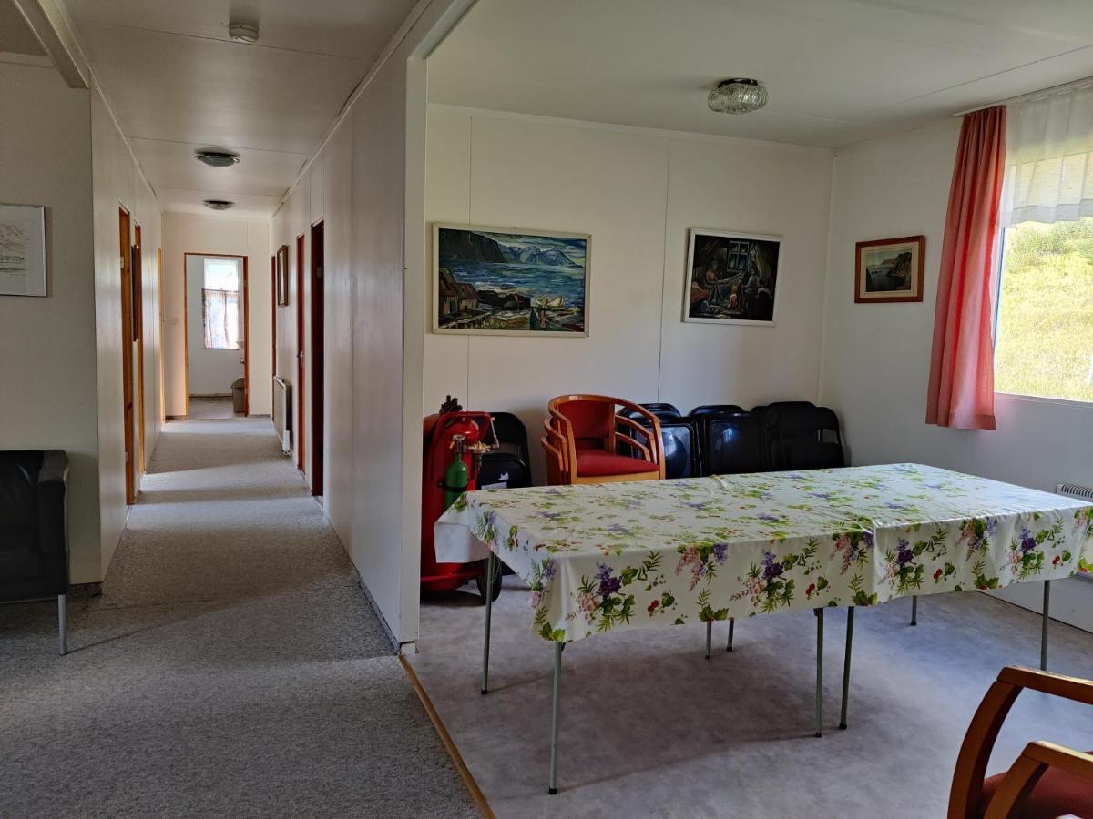 Solbrekka Guesthouse Mjoifjorthur ภายนอก รูปภาพ